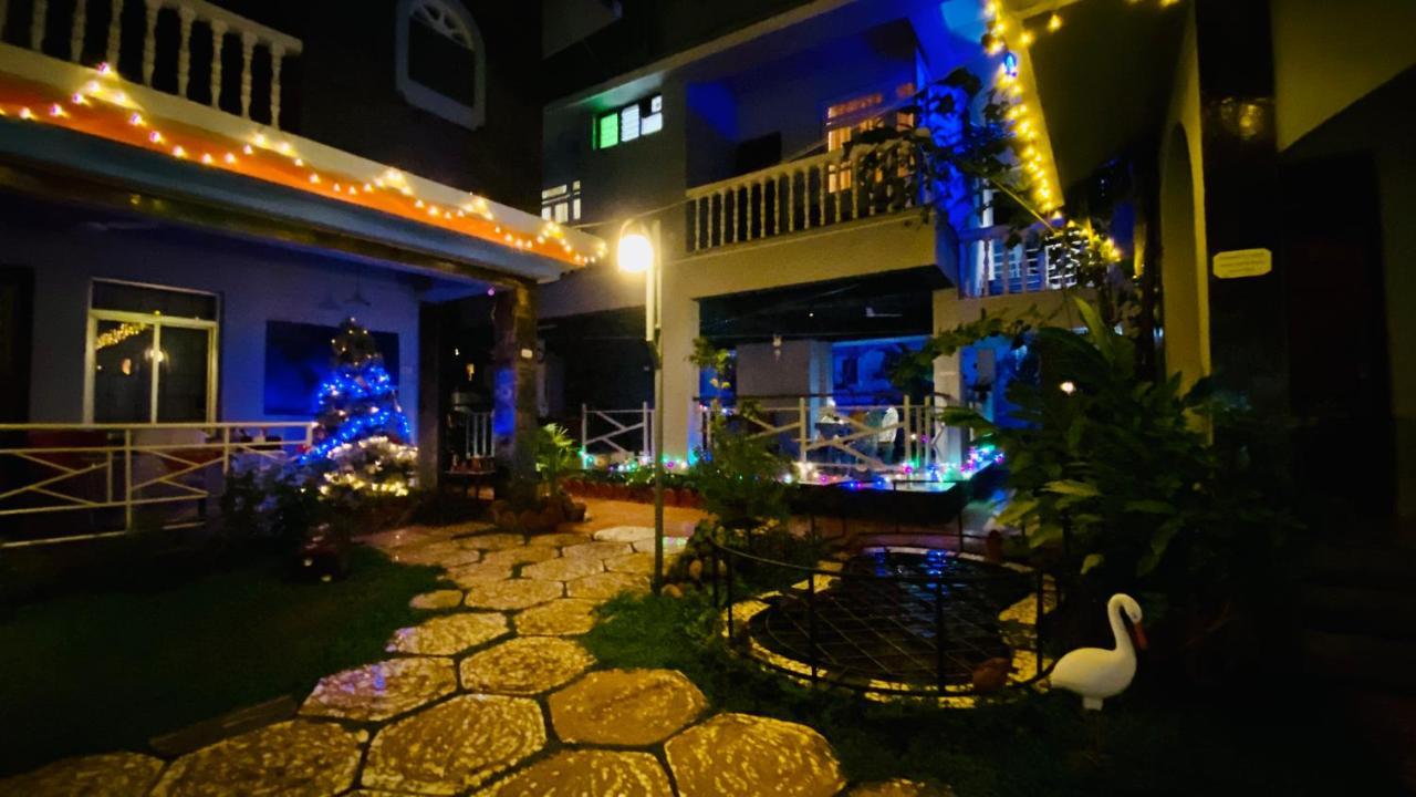 Peravel Beach Holiday Home แคนโดลิม ภายนอก รูปภาพ
